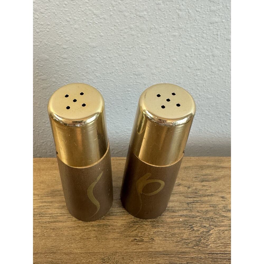 Mid Century Modern Salt and Pepper Shakers Vintage Chic - Picture 9 of 10